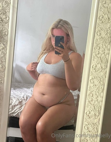 sumbelly nude model picture