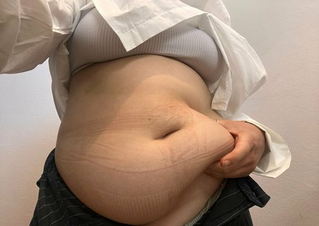 sumbelly pornstar naked image