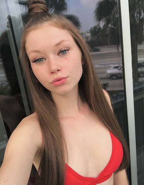 Lily Ana Alexander high quality pornstar photos