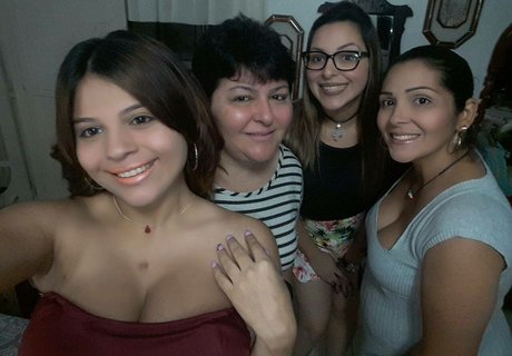 Maria Paola star exclusive galleries