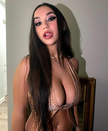 tiny onlyfans beautiful nude pics