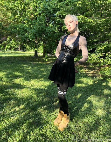 guapafree model pretty pic