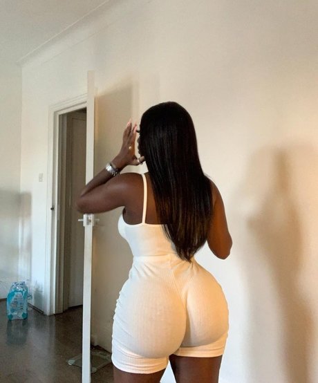 LXRYCC pornographic star photos