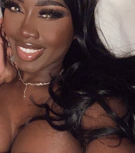 LXRYCC star naked archive