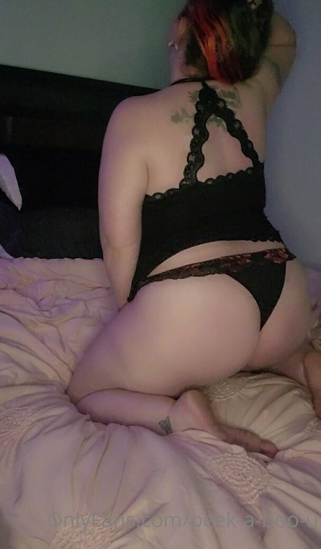 peek a boo u model image