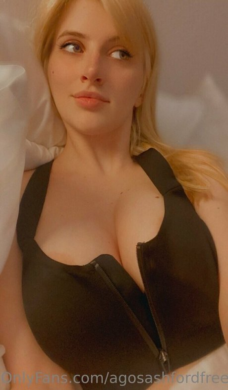 beautiful babe onlyfans sexy picture