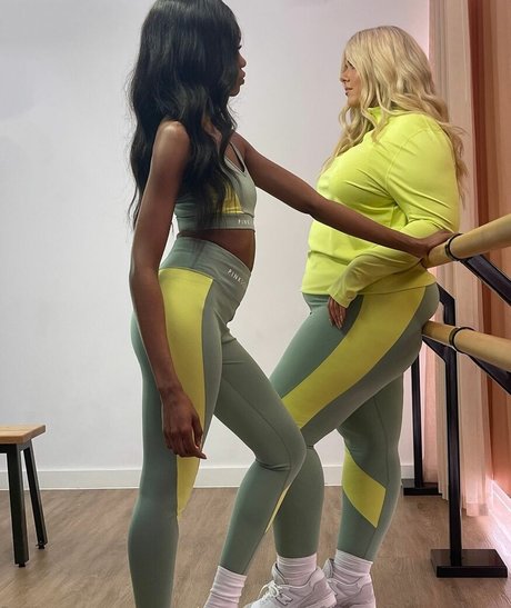 Izzy Nicholls exclusive pornstar photo