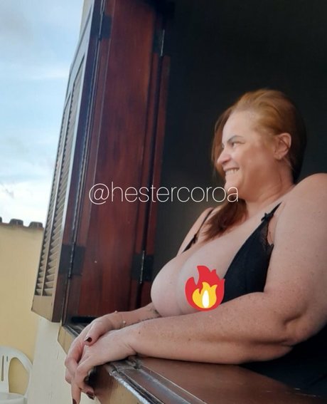 Hester Coroa star galleries