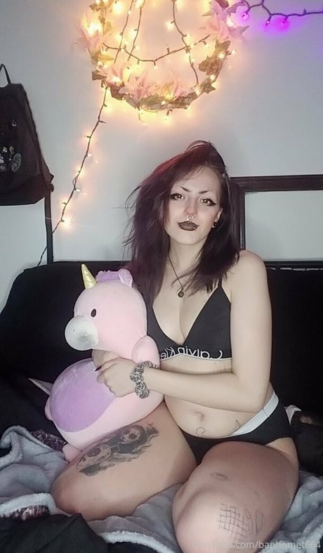 baphomet664 star erotic pics
