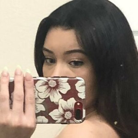 Cupc8luvv model nudes archive