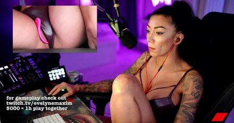 Evelyne92 sexy pornstar pictures