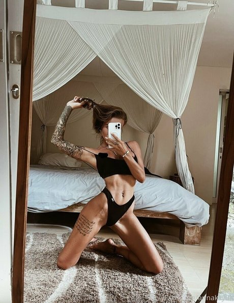 squat riding onlyfans free porn photo