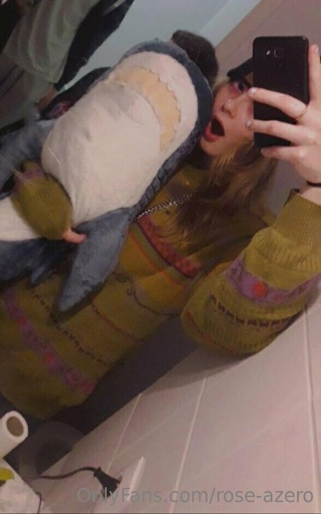 rose azero model perfect img