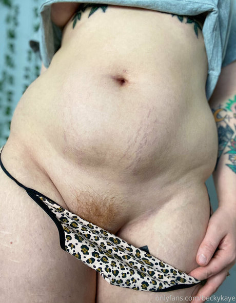 beckykaye nice model img