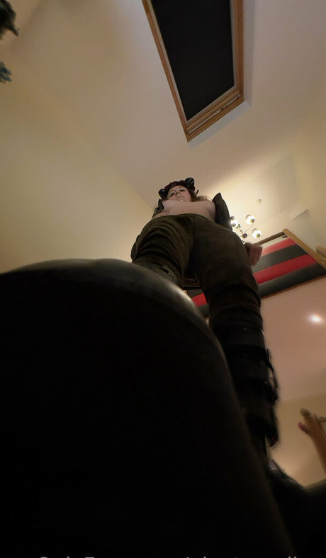 giantrozalina model porn gallery