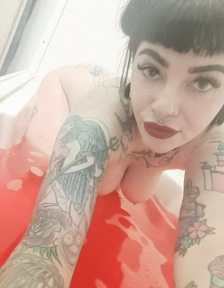 ladygraves pornographic star archive