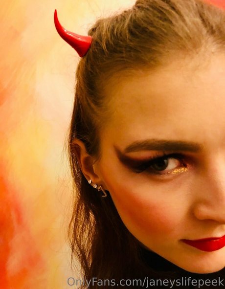 janeyslifepeek xxx star pic