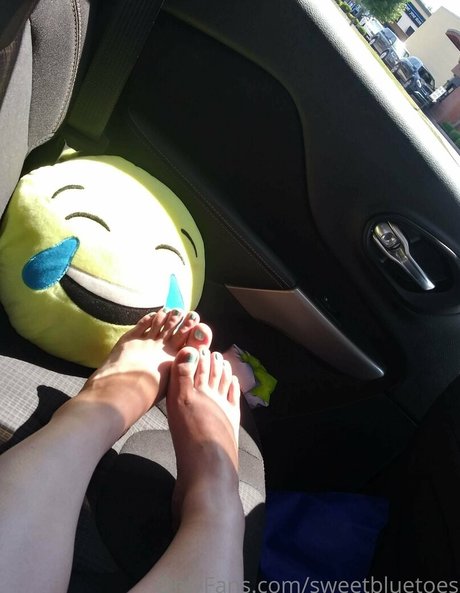 sweetbluetoes erotic star pics