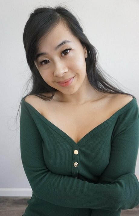 skinny asian onlyfans hot xxx picture