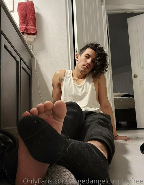 cagedangelcosplayfree nude actress photos