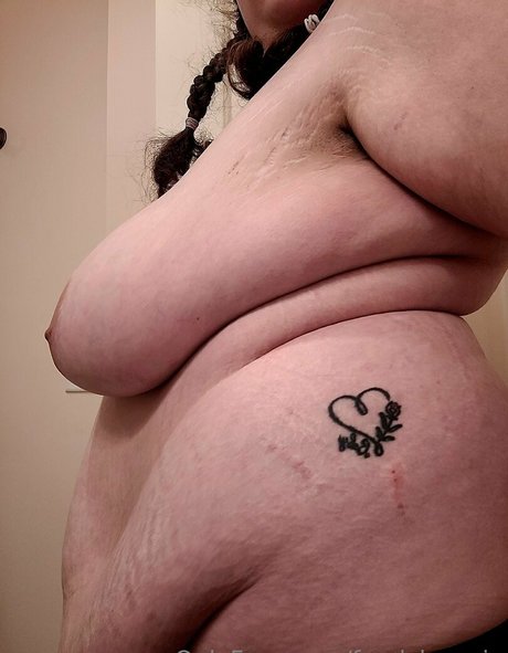 feedchromie adult actress pics