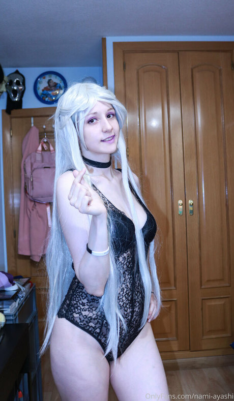 nami ayashi hot model pics