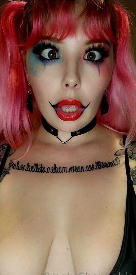 smokeeshannabis beautiful model picture