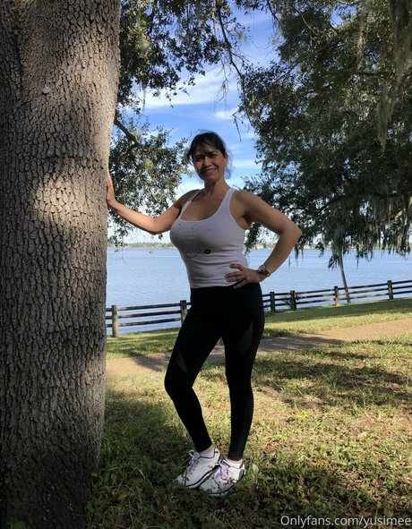 yusimee star exclusive photo