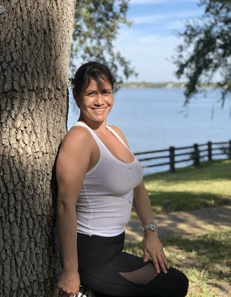 yusimee star pornographic galleries