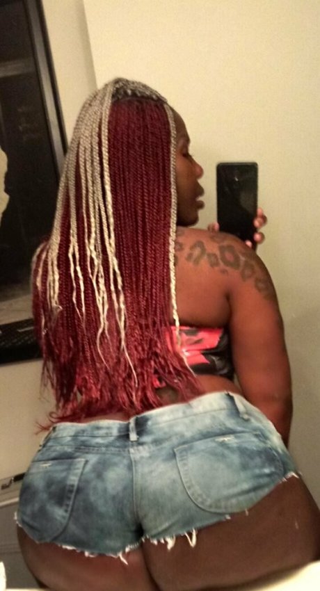 mizzbeethebodyxxx exclusive actress image