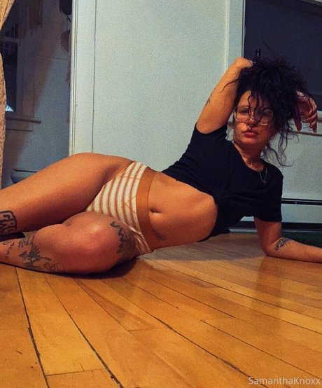 samanthaknoxxoxo art star pics