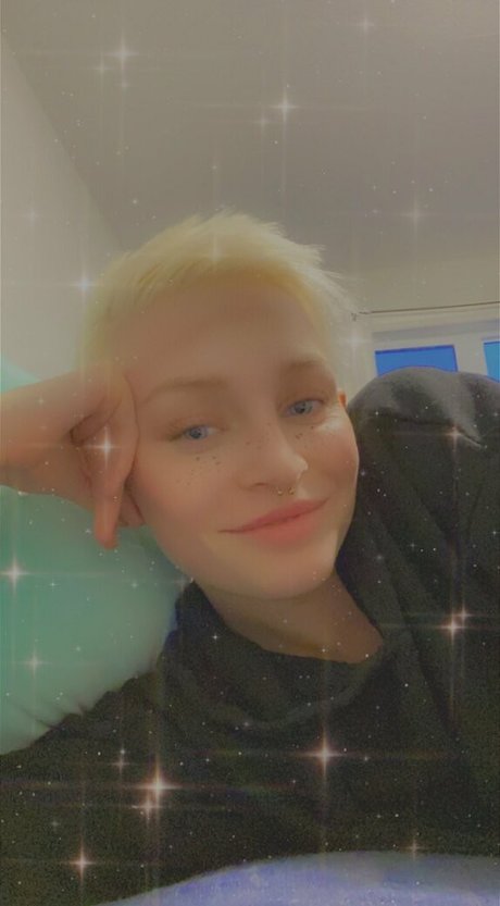 samanthaknoxxoxo star nice image