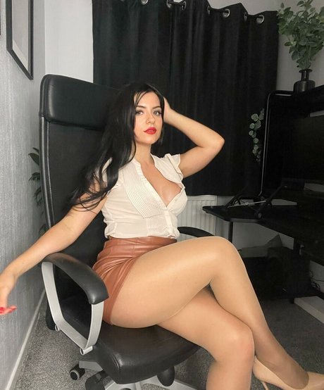 Lily Fiore porn star photo