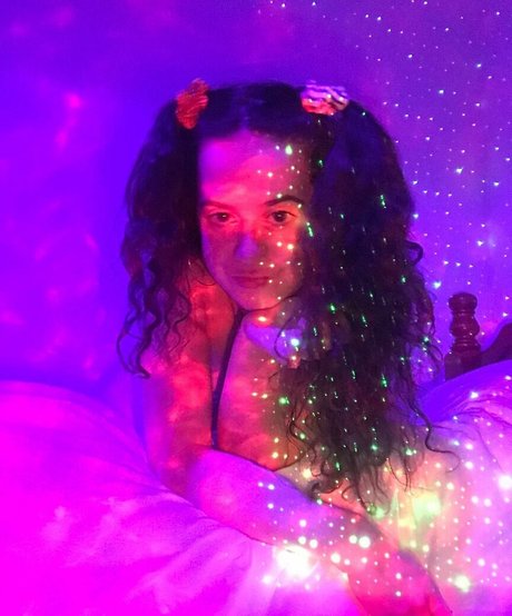 Venus Energy model sex pictures