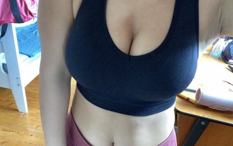 centerfold onlyfans naked photo