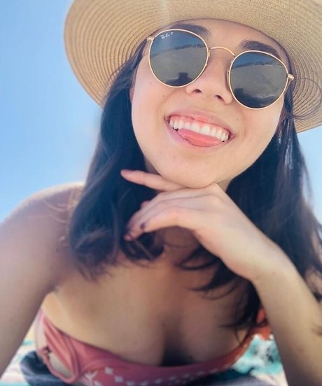 Kimmy Jimenez hot model gallery