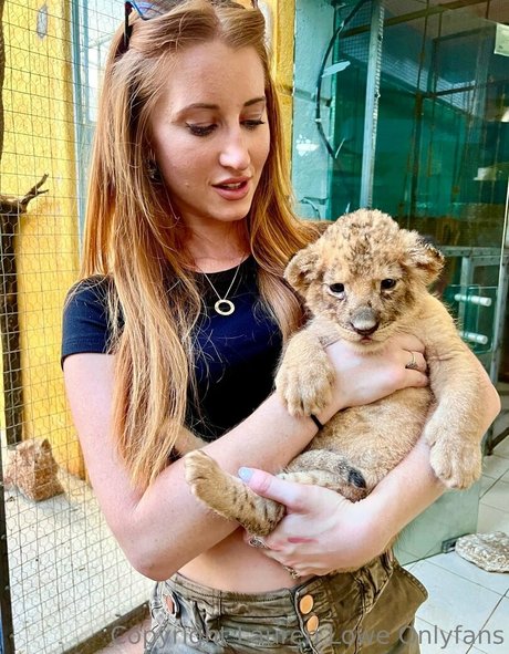 tigerqueen_ pornstar nude image