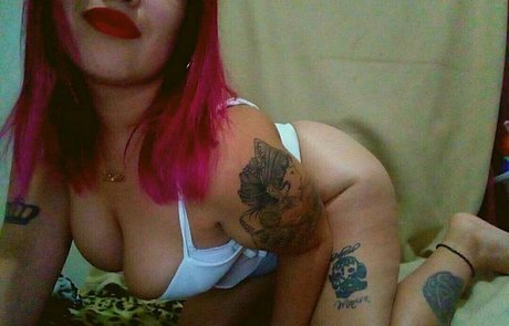 be31011304 model porn photos