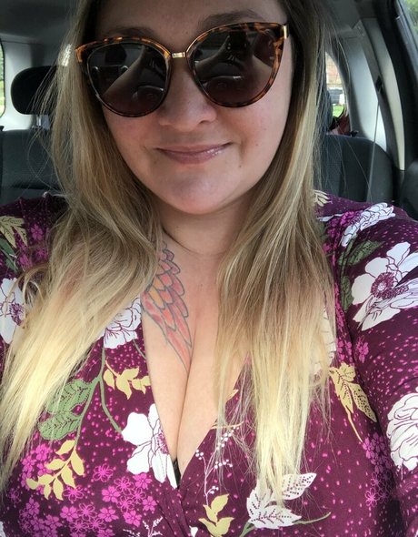 avadollxxx profile image