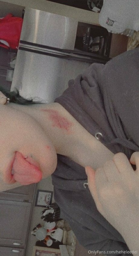 misspeachtea1 star nudes picture