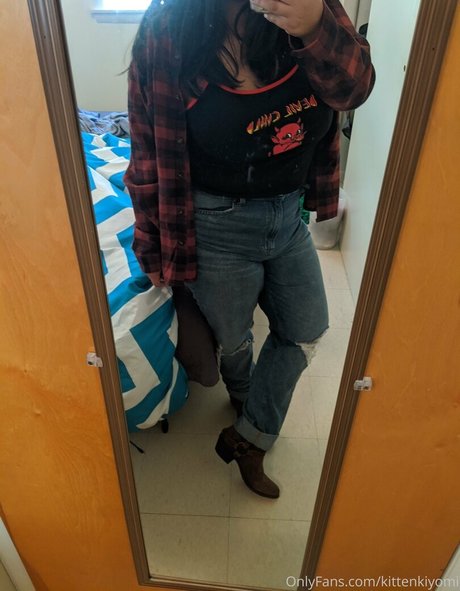 kittenkiyomi top actress images