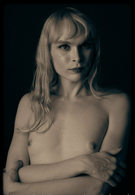 gwenphoenix perfect actress image