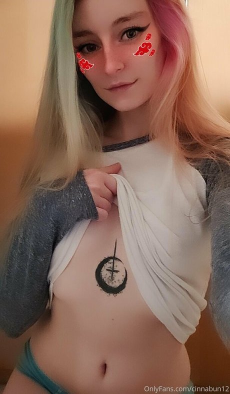 cinnabun12 nudes model images