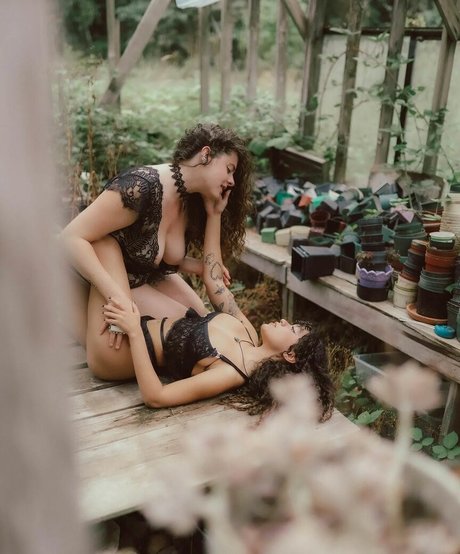 tiffanyinnature star pornographic picture