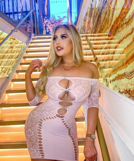 Katie Rose Cullen pornstar adult img