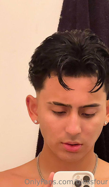 blessfour sex model gallery