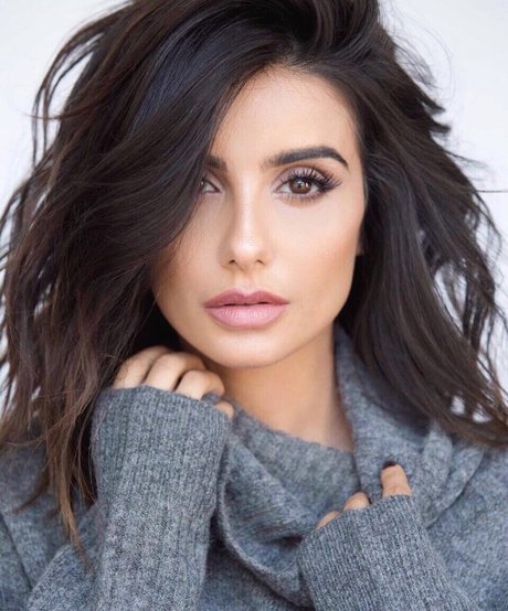 Mikaela Hoover top actress picture