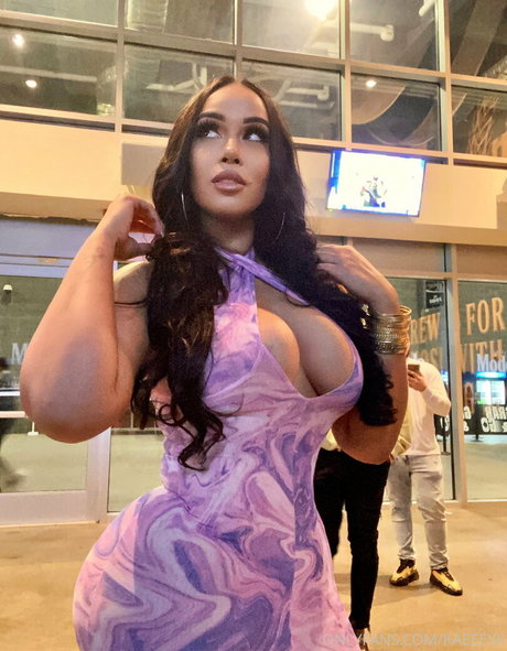 kaeeexx nude pornstar photos