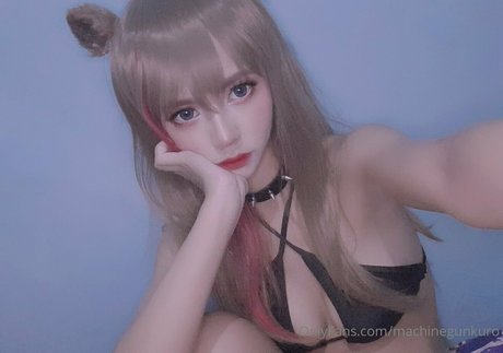 Machinegunkuro adult star img
