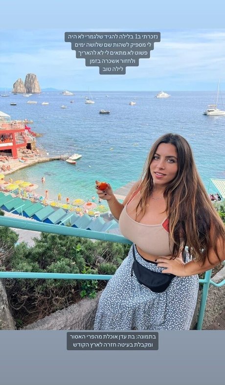 Tami Bar nudes actress photo